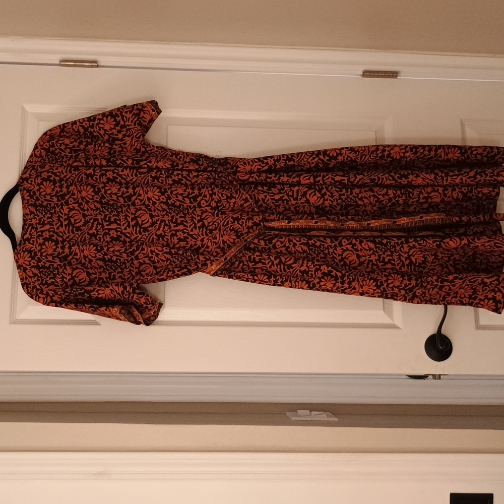 African Inspired Elegant Orange and Black Wrap Dress Made In India - Picture 4 of 4